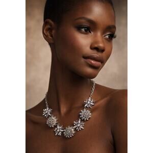 NWOT Chicos Floral Rhinestone Statement Necklace 23” Silver Tone
